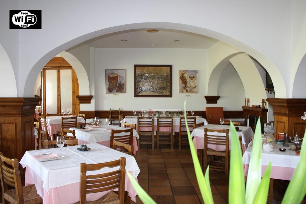 Hotel Del Carmen Prado Del Rey Exterior photo